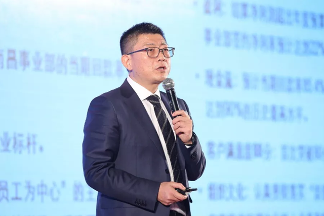 2018老哥俱乐部地产筑梦，再出发！老哥俱乐部迎新年会盛大举行